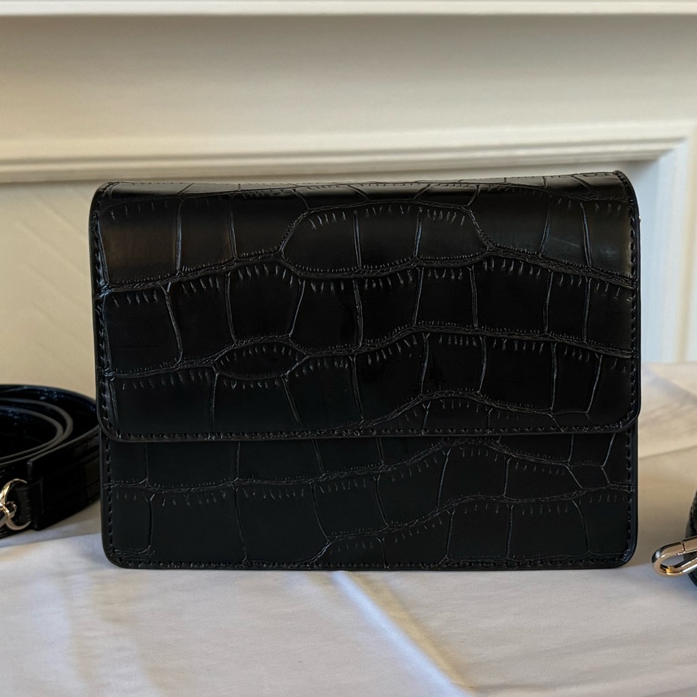 Telena Crossbody Bag Vegan Leather Purse with 2 different types of straps